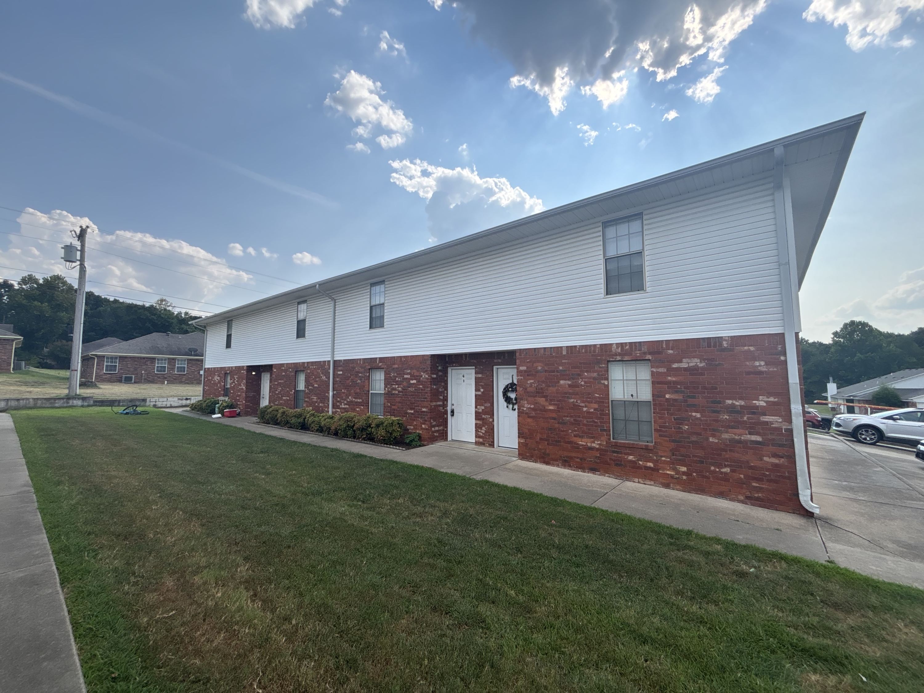 1115 Farley Circle - B