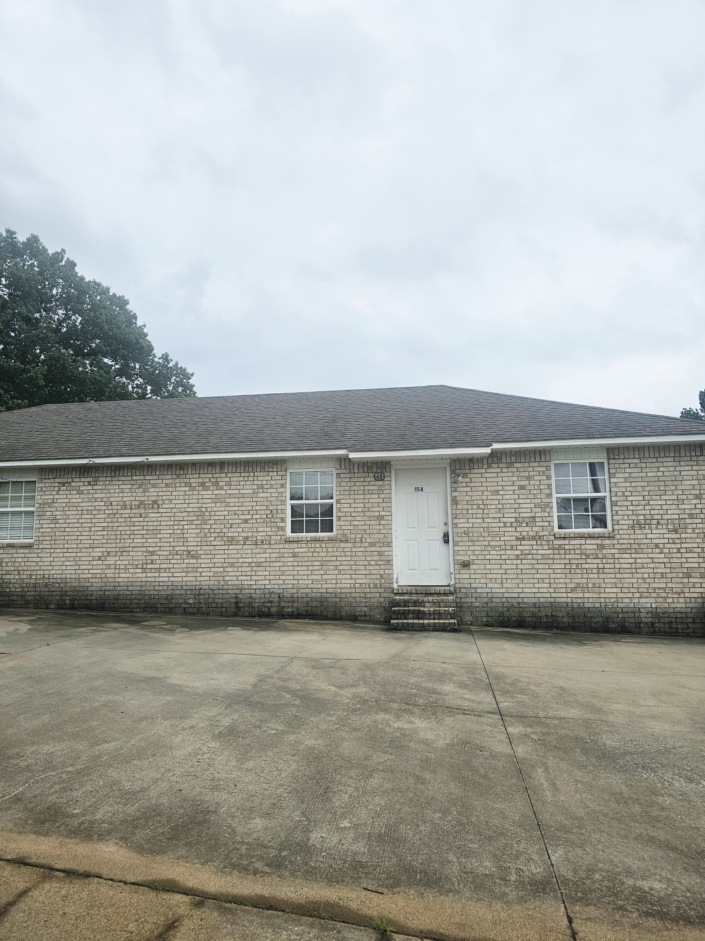 115 H Wilson Street - 115H