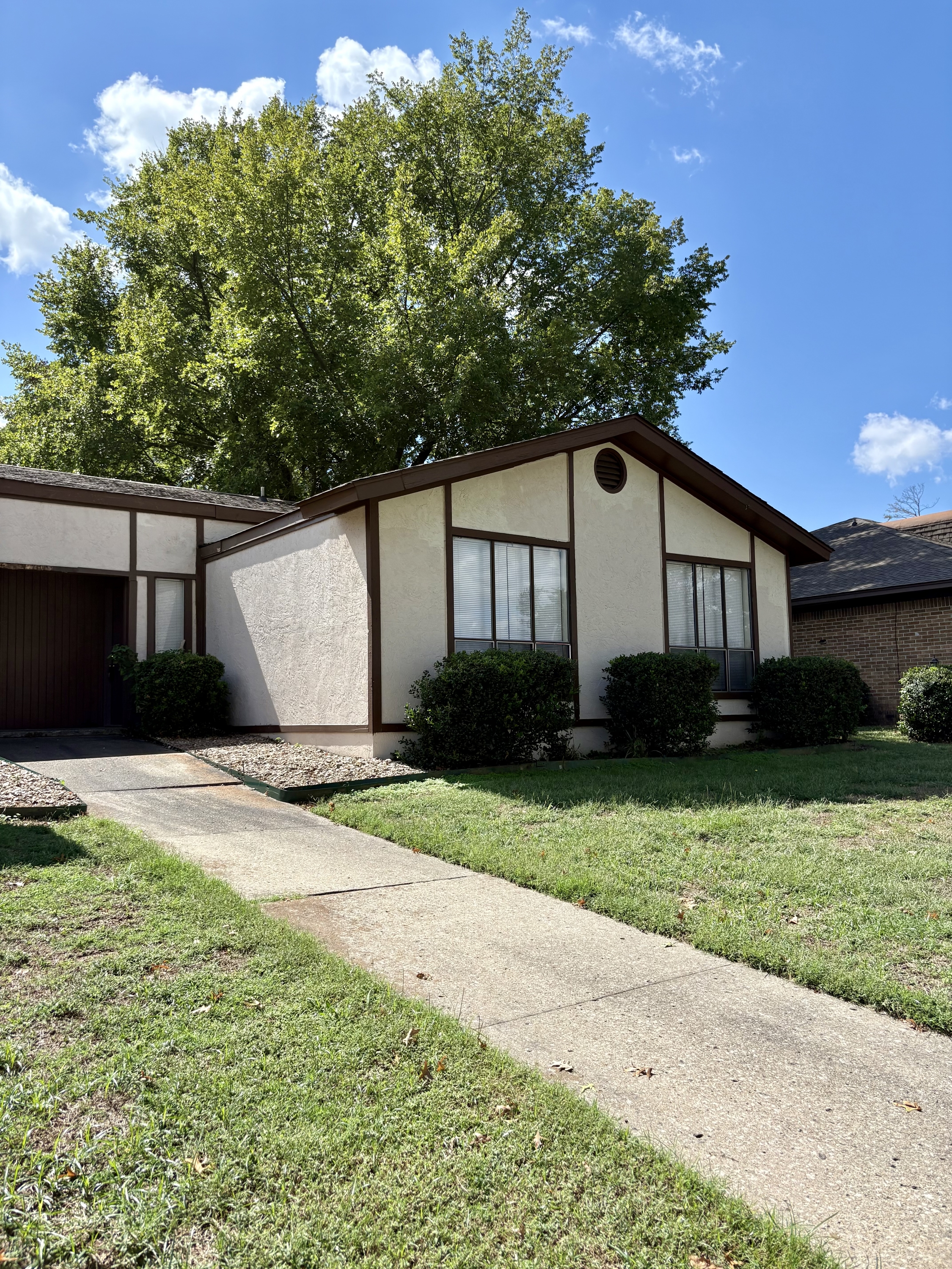 4906 South U