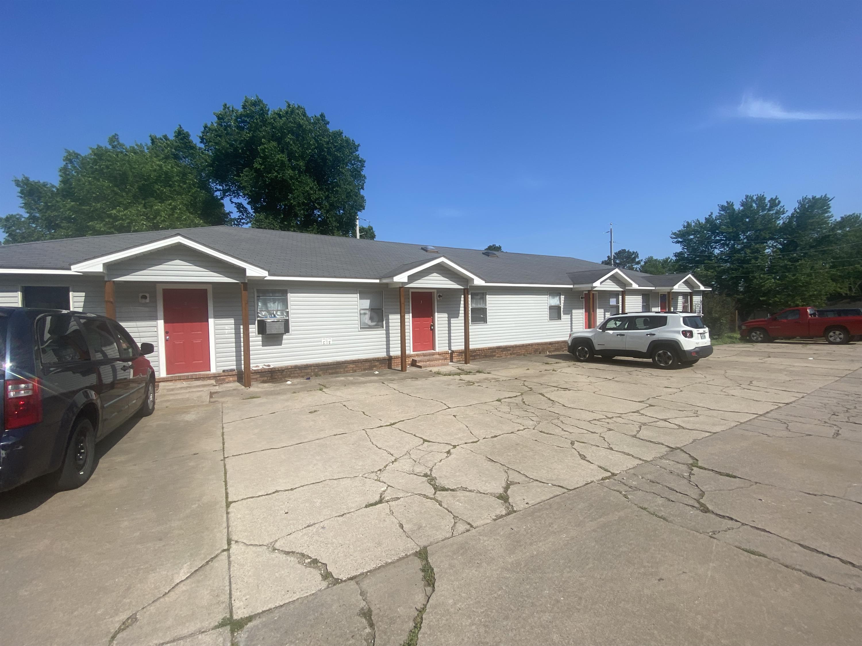 336 West Dogwood - 3